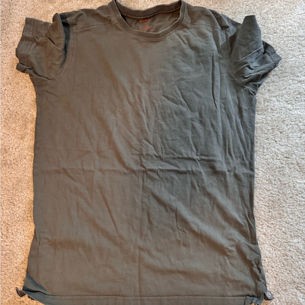 Green Kuhl tshirt men’s medium